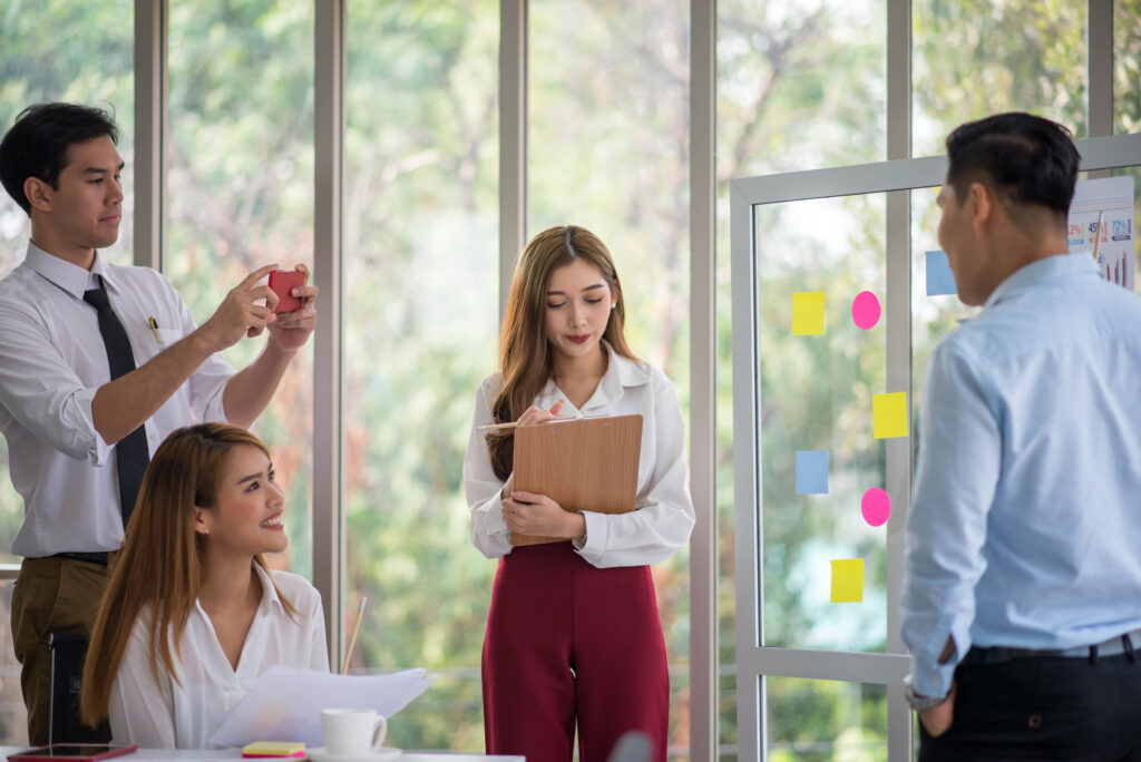 Facilitating-Productive-Conversations_1
